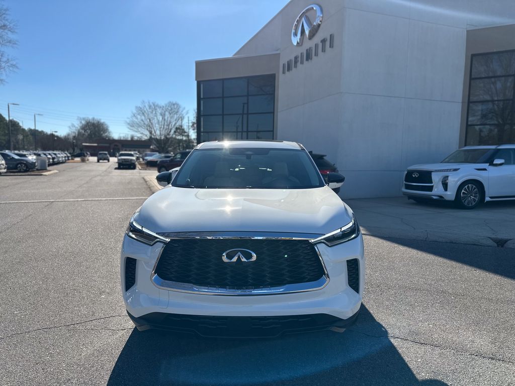 2025 Infiniti QX60 Pure photo 3