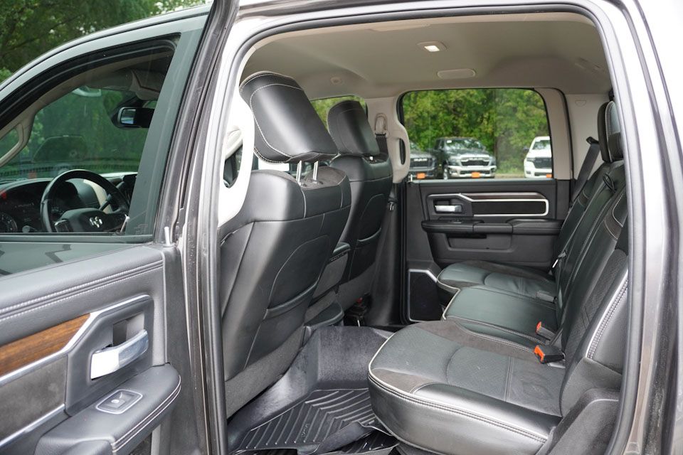 2024 Ram 2500 Laramie photo 16