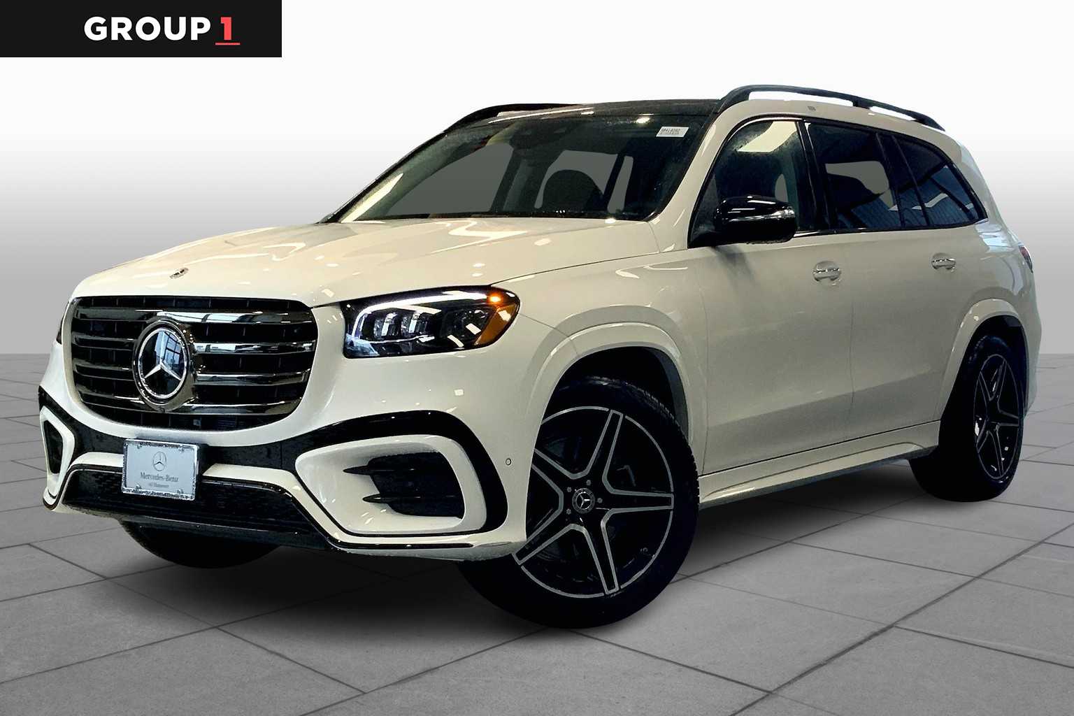 2025 Mercedes Benz GLS AMG 63 4MATIC photo 3