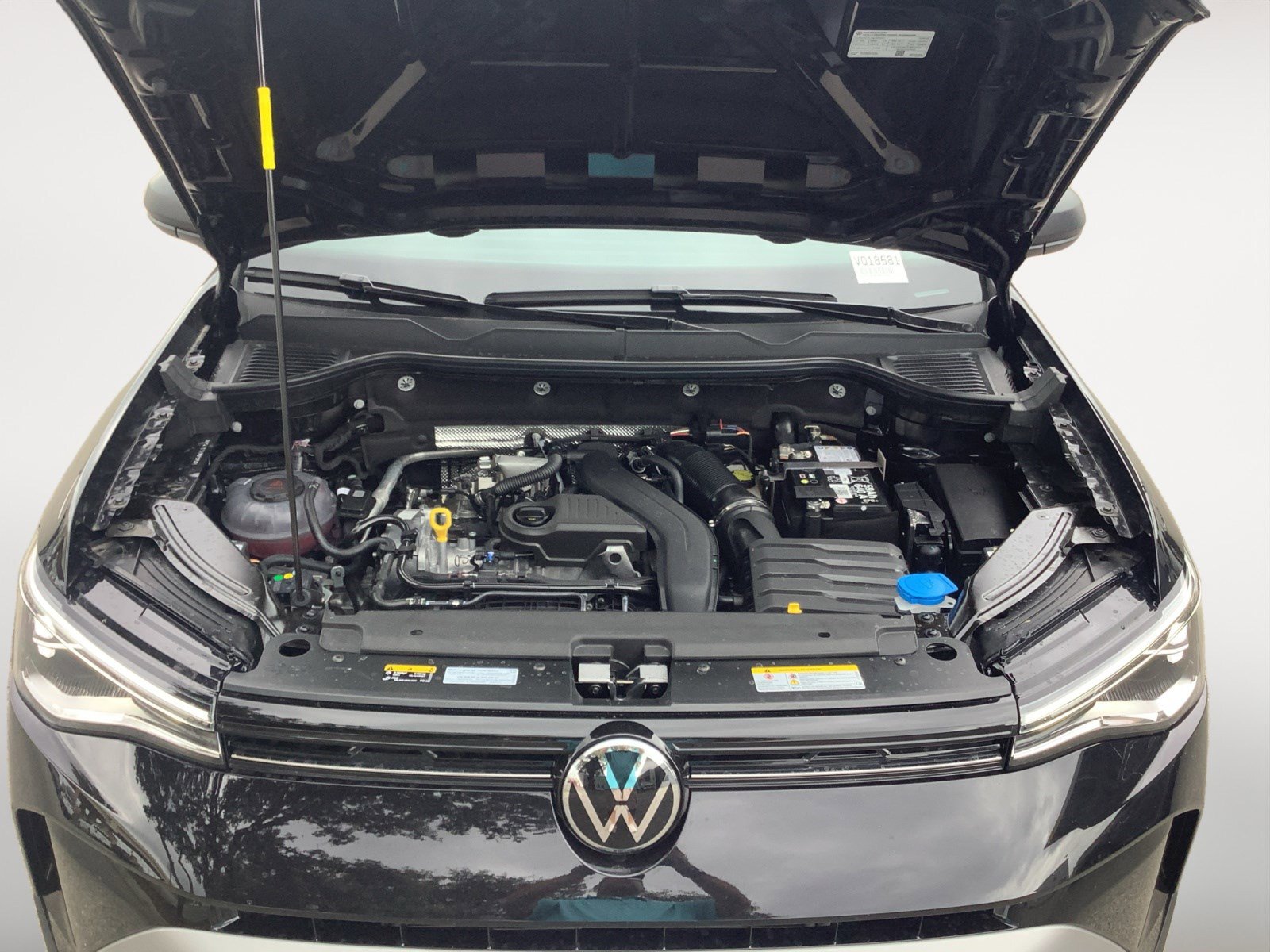 2025 Volkswagen Taos S photo 8
