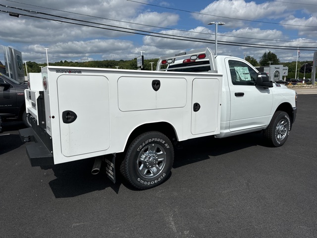 2023 Ram 2500 Tradesman photo 3
