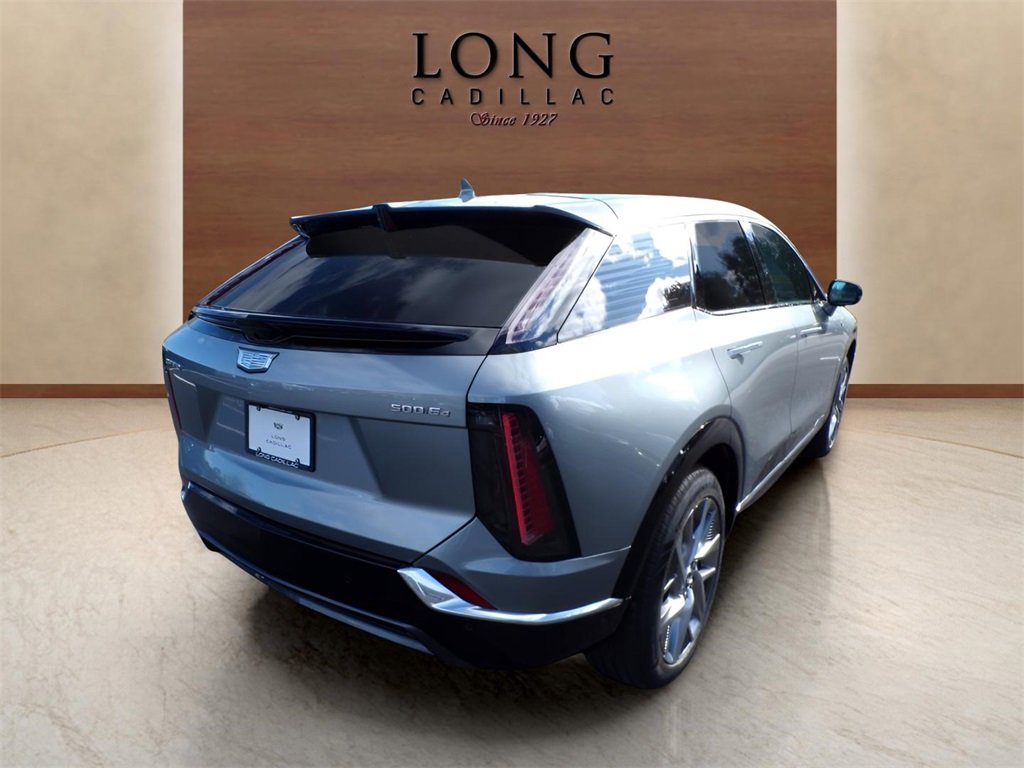 2026 Cadillac Optiq Luxury photo 4