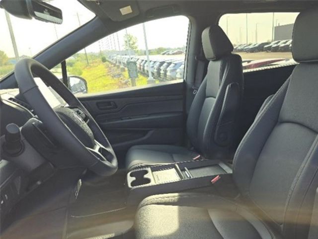 2025 Honda Odyssey photo 26