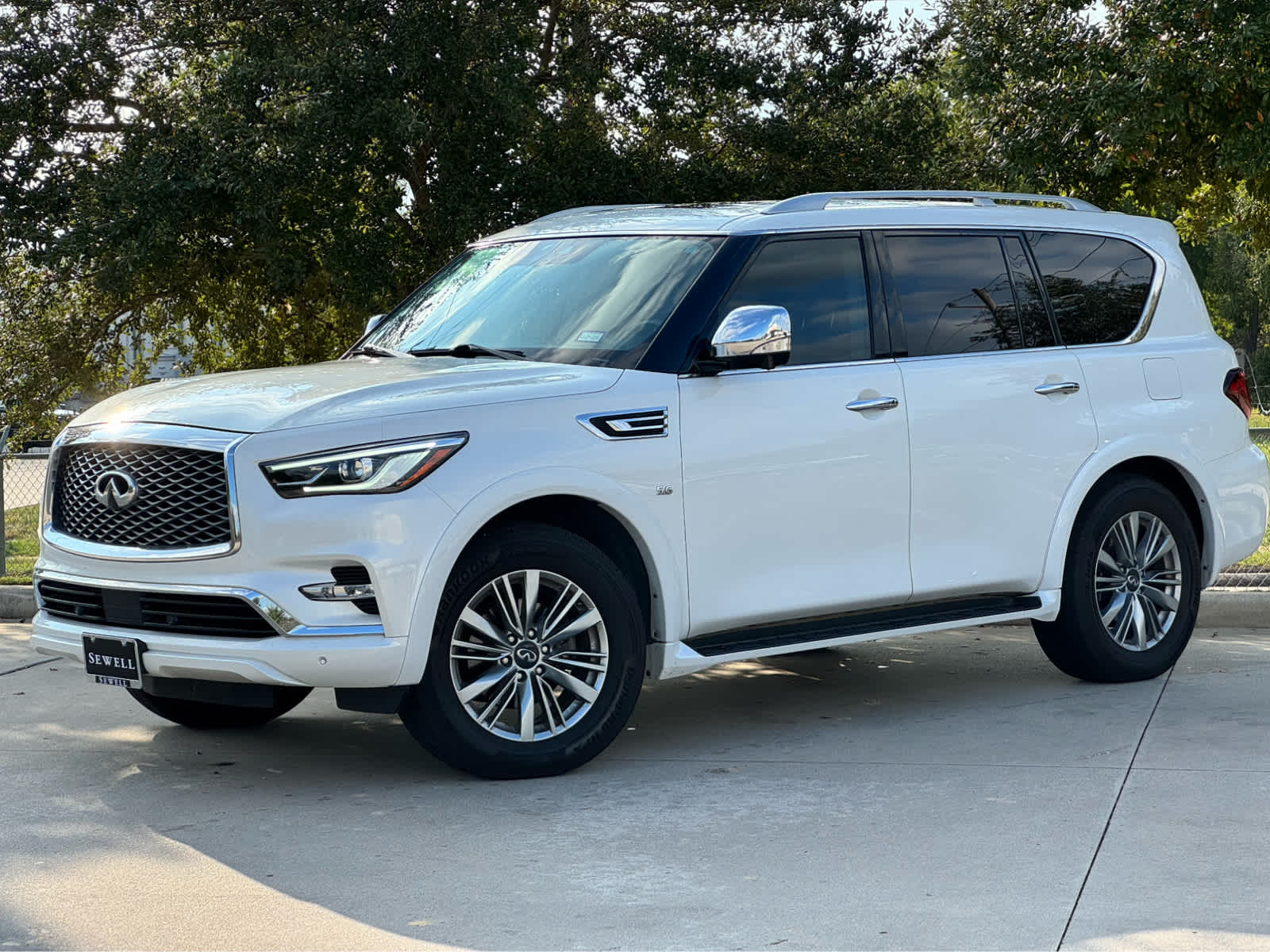 2018 INFINITI QX80 Base
