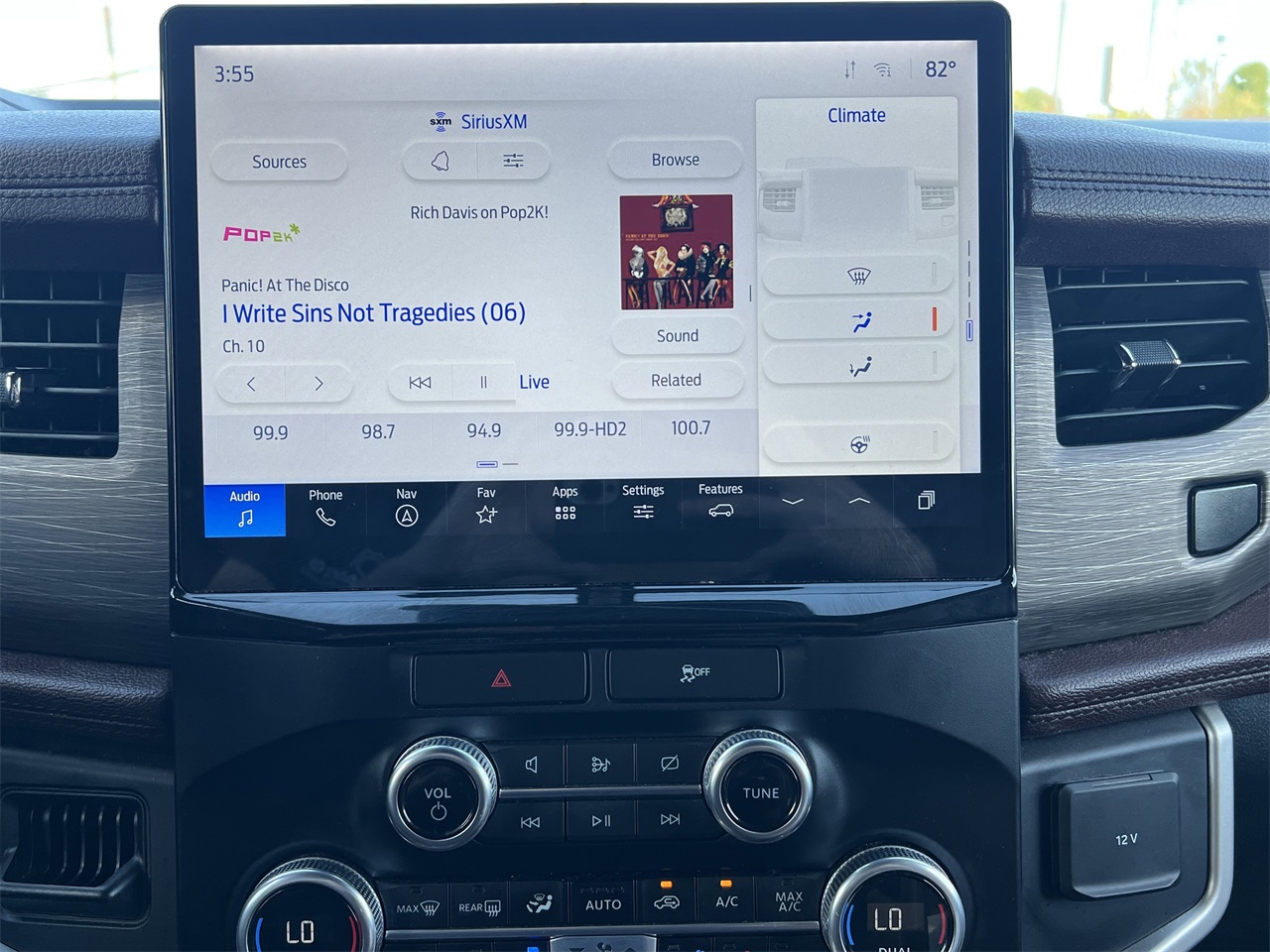 2023 Ford Expedition MAX Limited photo 4