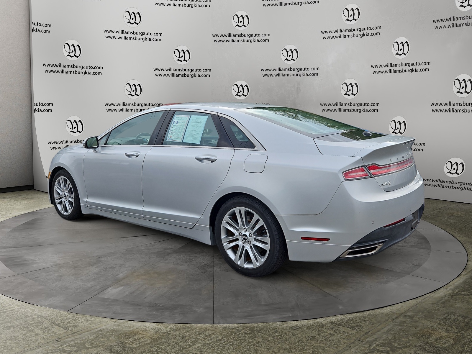 2013 Lincoln MKZ Base photo 3