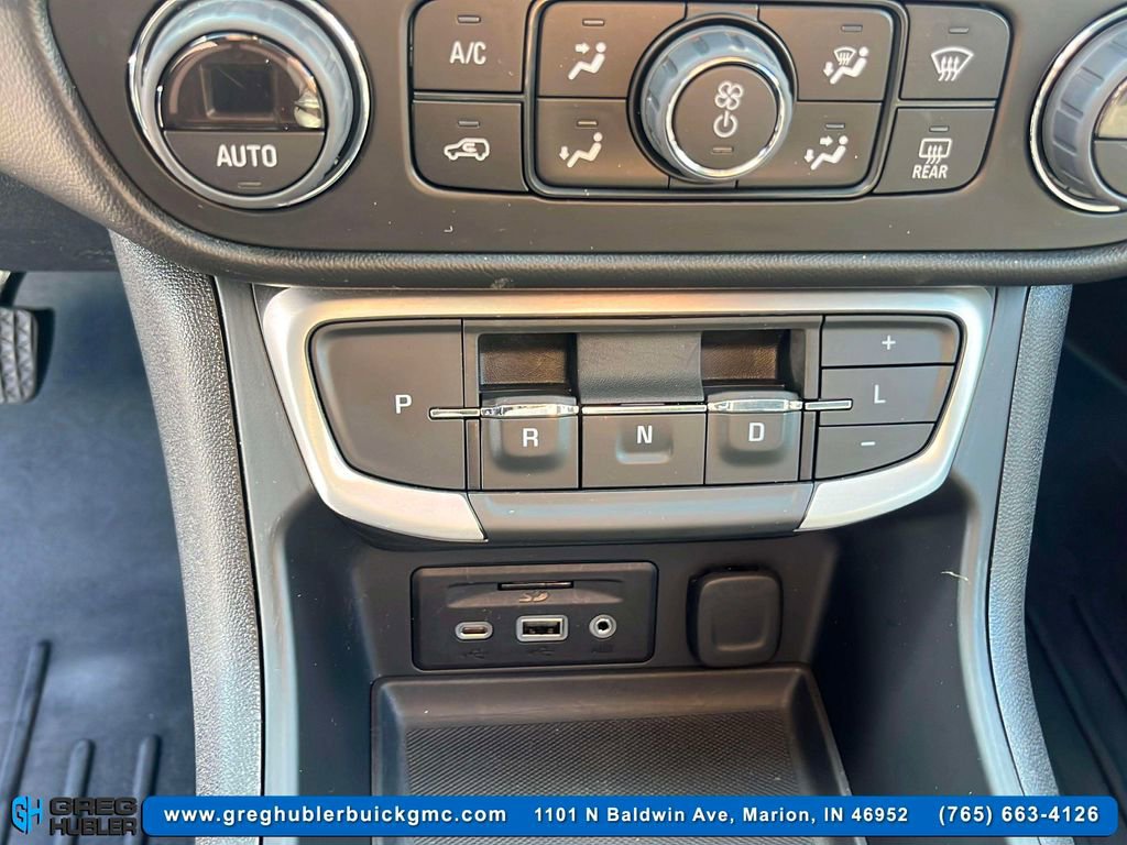 2022 Gmc Terrain SLE photo 17