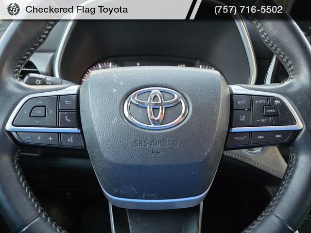 2022 Toyota Highlander XLE photo 13