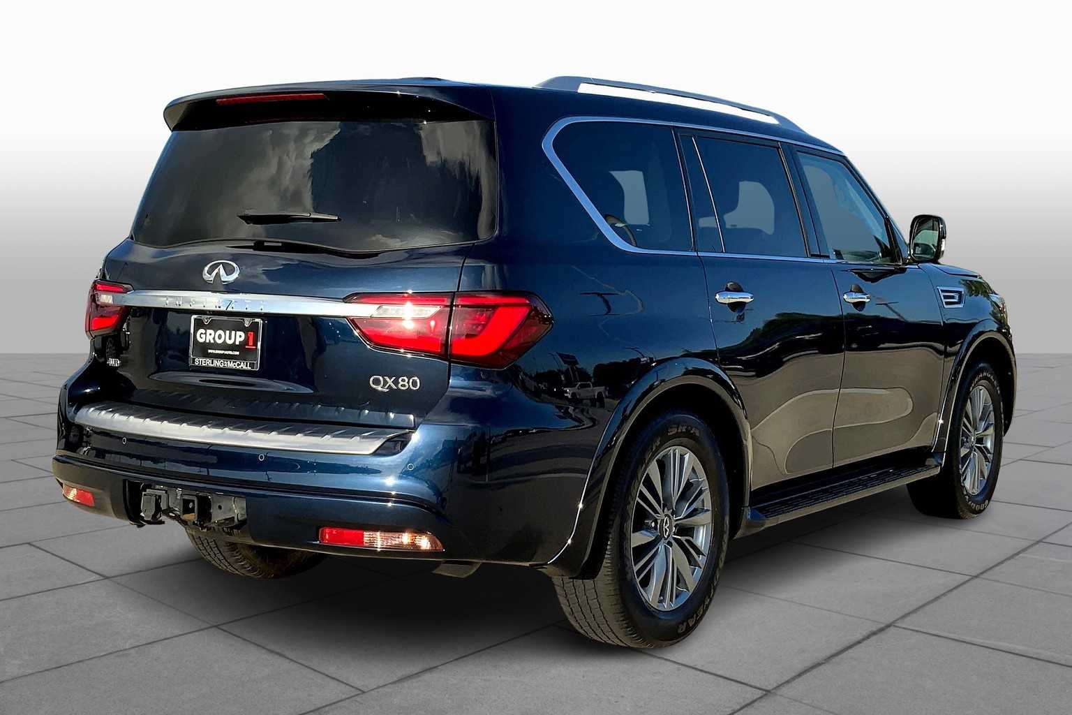 2022 Infiniti QX80 Luxe photo 12