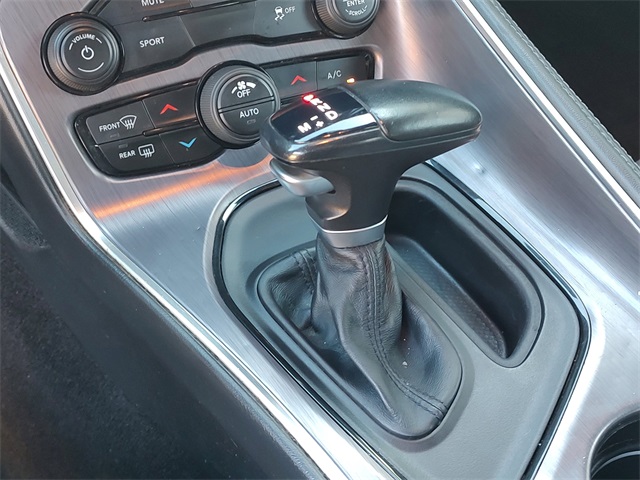 2018 Dodge Challenger SXT photo 18