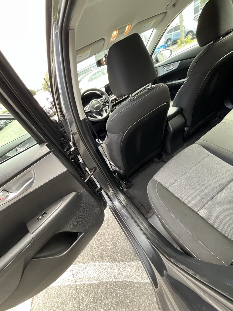 2023 Kia Forte LXS photo 24