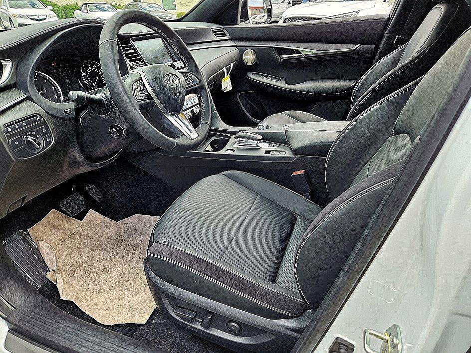 2025 Infiniti QX55 Sensory photo 7