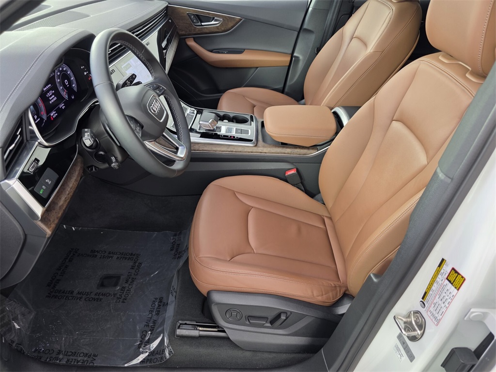 2025 Audi Q7 55 Premium photo 7
