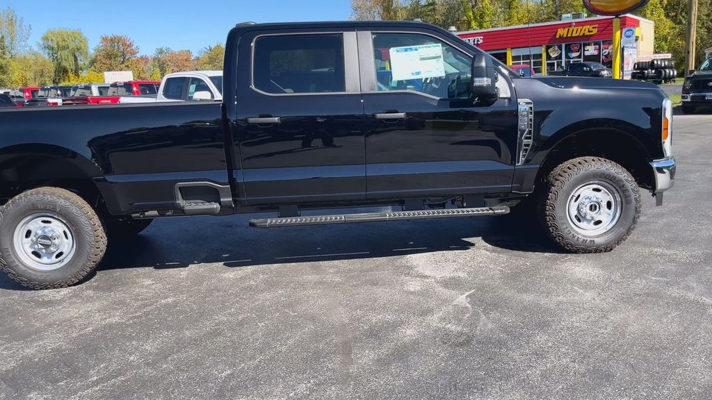 2026 Ford F-350 XL photo 4