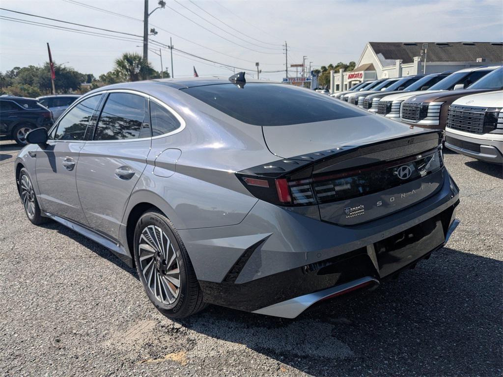2025 Hyundai Sonata Hybrid Limited photo 36