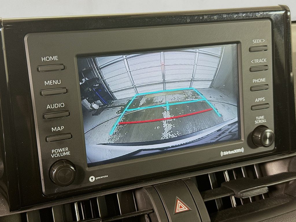 2022 Toyota RAV4 Hybrid LE photo 12