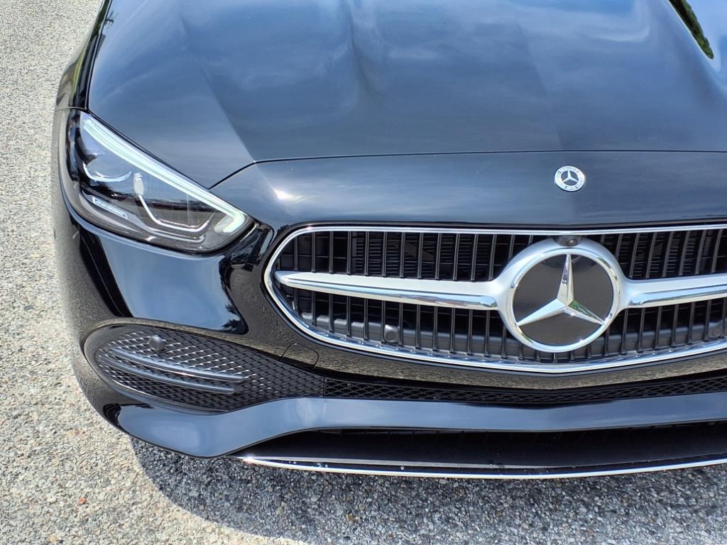 2025 Mercedes Benz C 300 photo 3