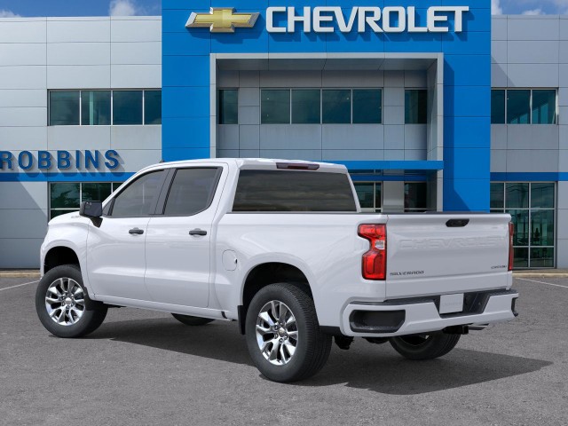 2026 Chevrolet Silverado 1500 Custom photo 3