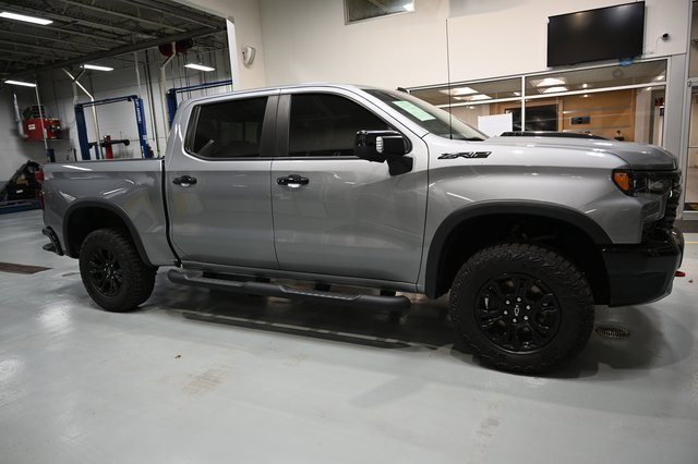 2023 Chevrolet Silverado 1500 ZR2 photo 4