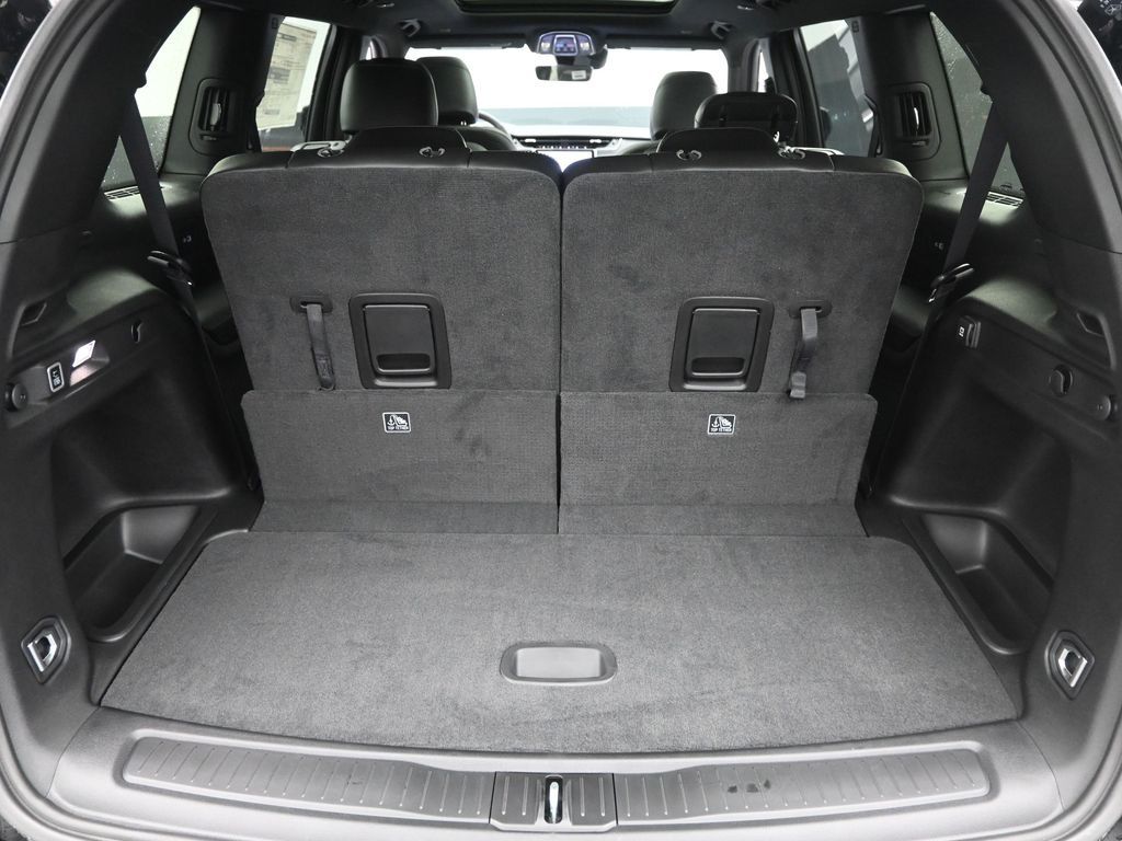 2025 Jeep Grand Cherokee Limited photo 8