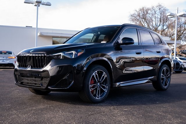 2026 BMW X1 28i's photo