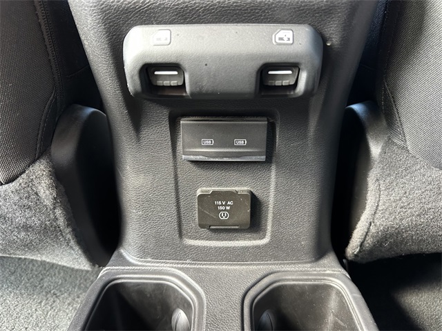 2022 Jeep Wrangler Unlimited Sahara photo 14