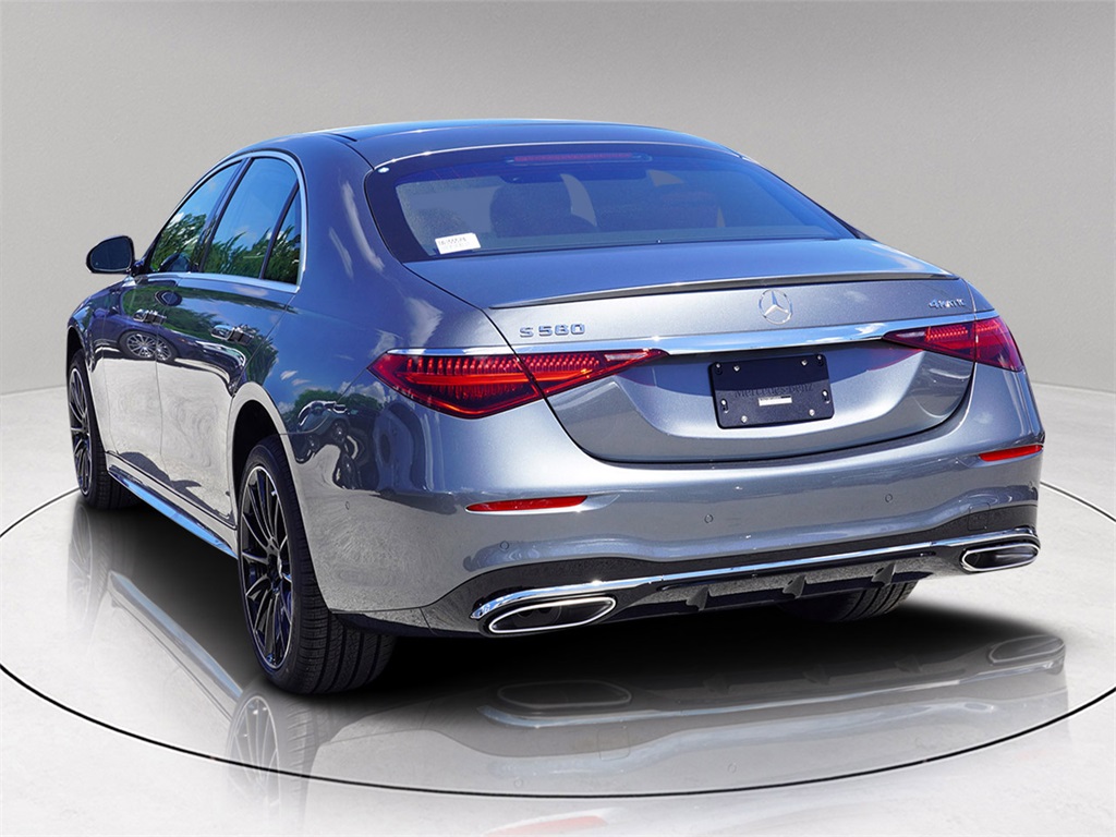 2026 Mercedes Benz S 580 4MATIC photo 4