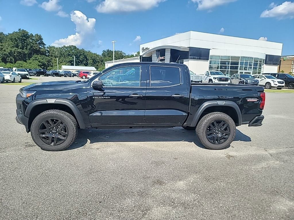 2025 Chevrolet Colorado Trail Boss photo 4