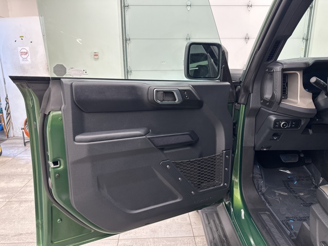 2025 Ford Bronco Outer Banks photo 12