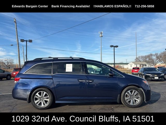 2015 Honda Odyssey Touring's photo