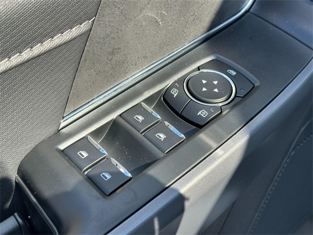 2025 Ford F-150 XLT photo 9
