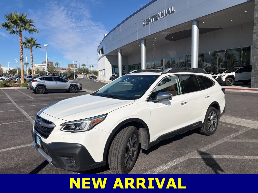 2020 Subaru Outback Touring's photo