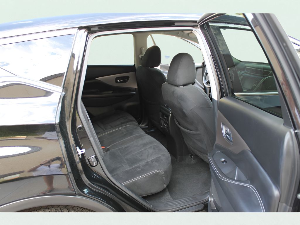 2023 Nissan Murano S photo 10
