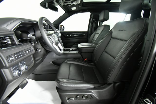 2023 Gmc Yukon XL Denali photo 4