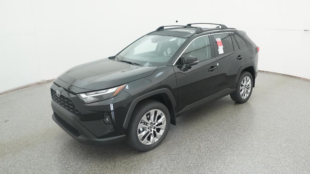 2025 Toyota RAV4 XLE Premium's photo