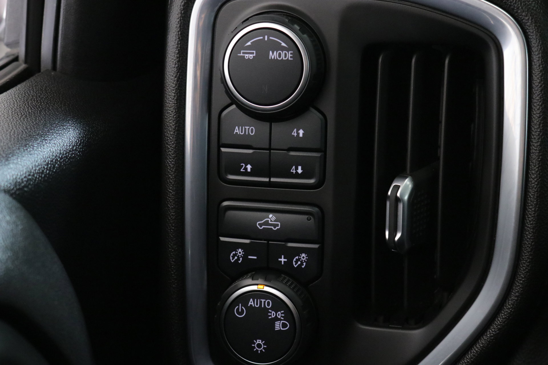 2021 Chevrolet Silverado 1500 LT photo 19