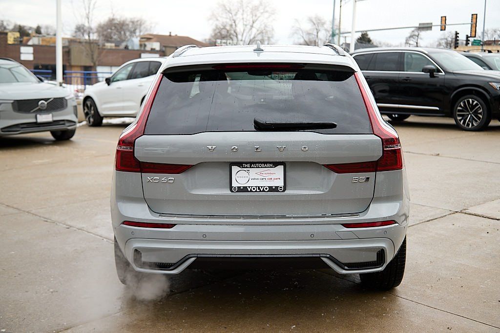 2026 VOLVO XC60 - Image 7