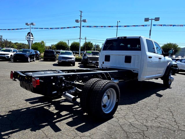 2026 Ram 5500 Tradesman photo 4