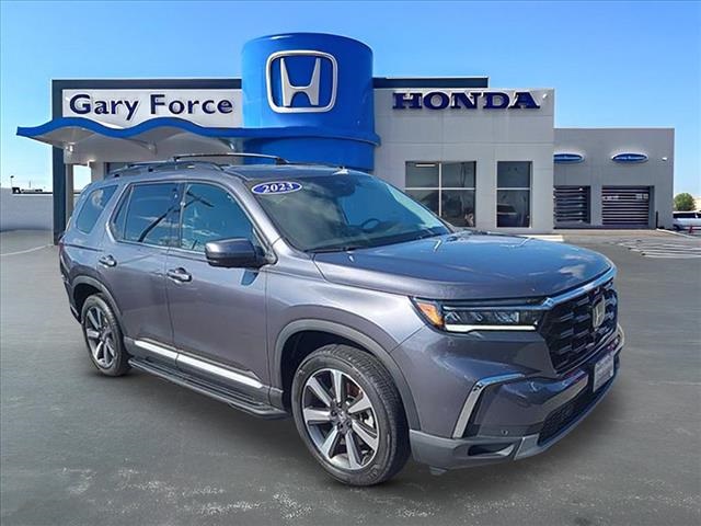 2023 Honda Pilot Elite's photo