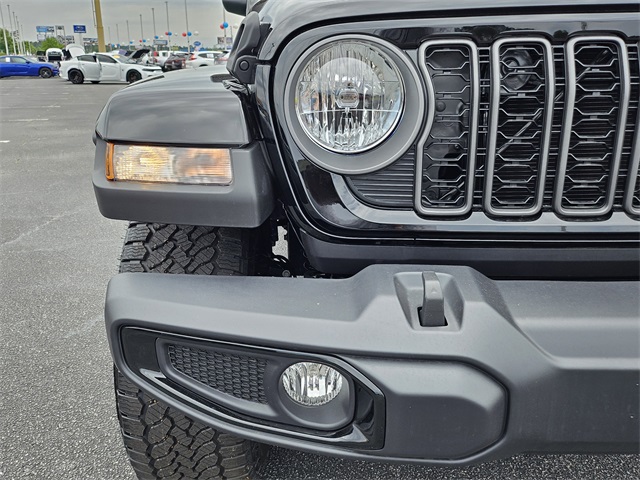2025 Jeep Gladiator Sport photo 9