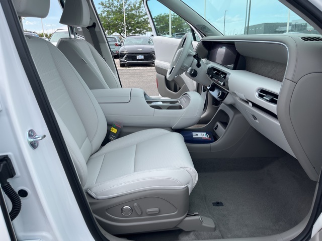 2026 Hyundai Palisade Limited photo 17