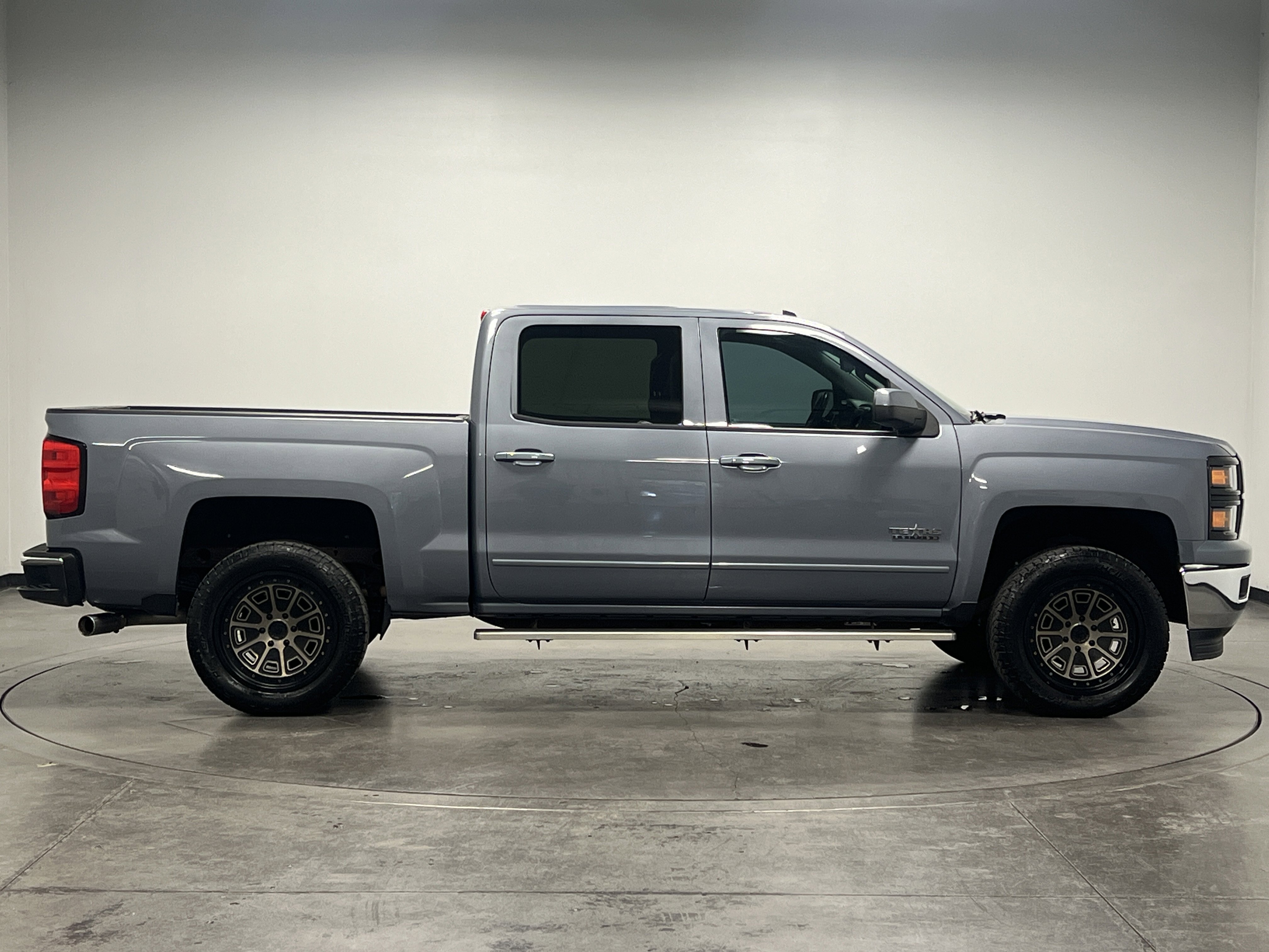 2015 Chevrolet Silverado 1500 LT photo 8