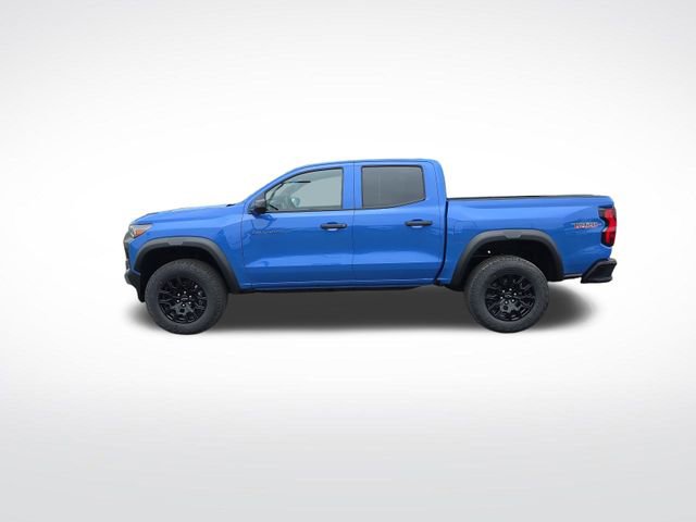 2025 Chevrolet Colorado Trail Boss photo 2