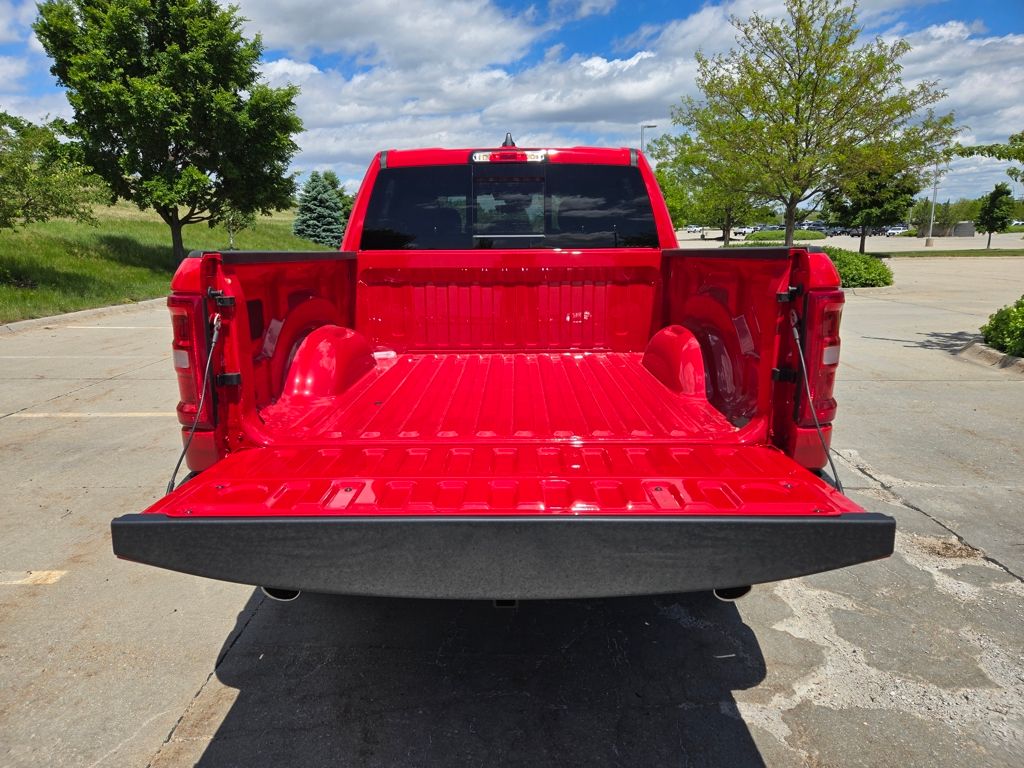 2025 Ram 1500 Big Horn Lone Star photo 25