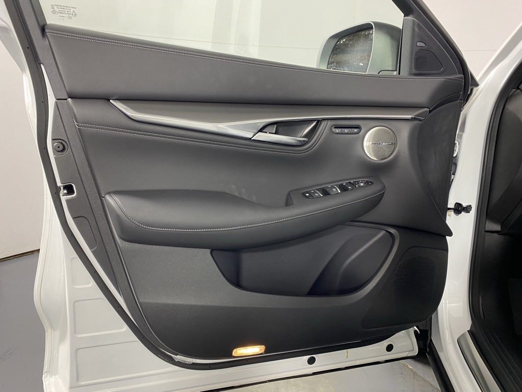 2025 Infiniti QX55 Essential photo 24