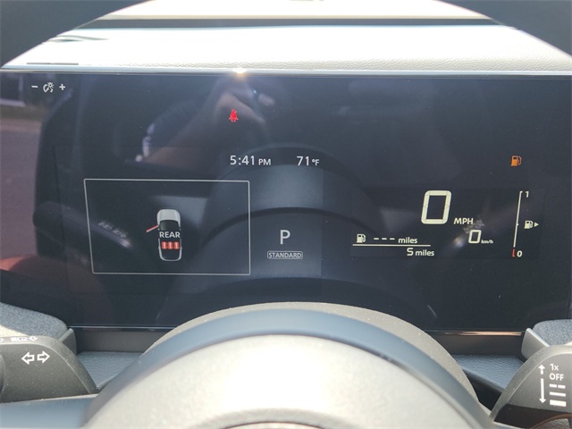 2025 Nissan Kicks SV photo 16
