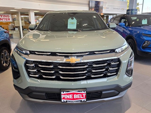 2026 Chevrolet Equinox LT photo 3