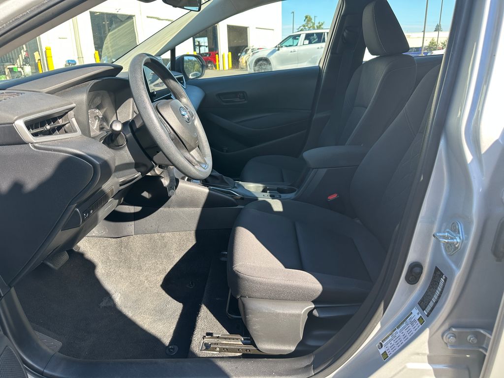 2023 Toyota Corolla LE photo 12