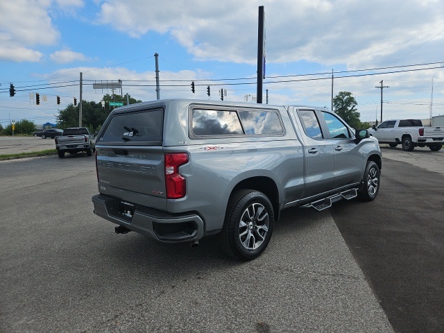 2024 Chevrolet Silverado 1500 RST photo 3