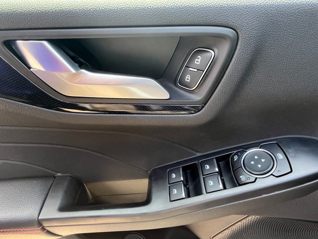 2025 Ford Escape ST-Line photo 12
